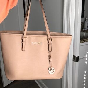 Michael Kors Shoulder Bag